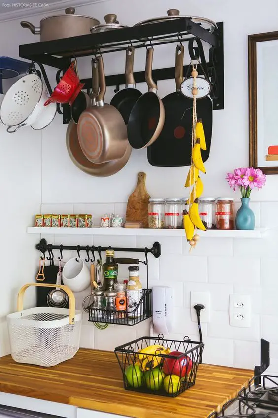 ideias de organizacao cozinha pequena sem armarios